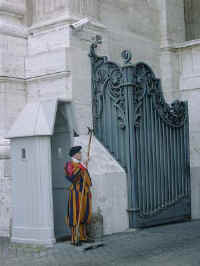 164-Swiss-Guard.jpg (16328 bytes)