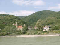 09-23-04wachau3.JPG (128285 bytes)